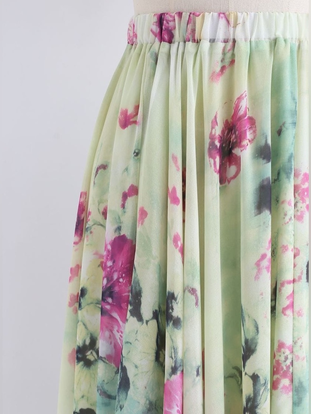Chicwish Floral and Frill Green Floral Watercolor Maxi Skirt XL - Picture 2 of 6